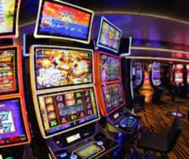 how to tell if a slot machine is going to hit